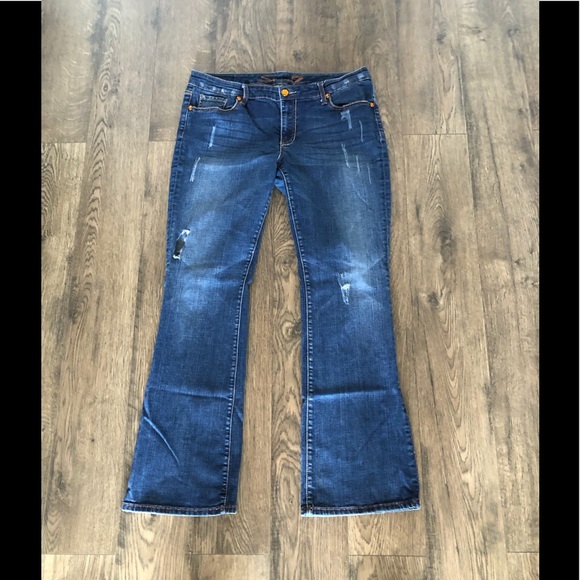 SEVEN7 distressed darker jeans with topaz detail - Picture 2 of 12